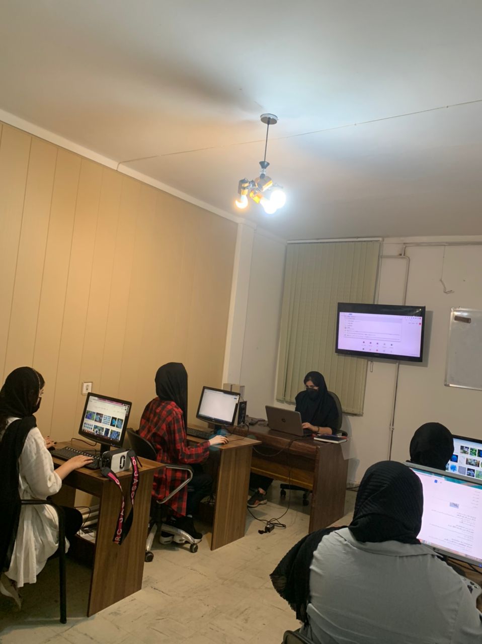 گالری تصاویر آگهی